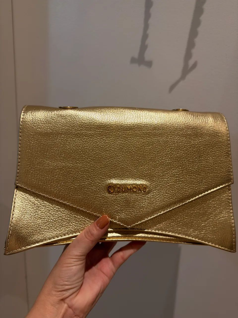 Bolsa Dumond Dourada Pouco usada  - Foto 5