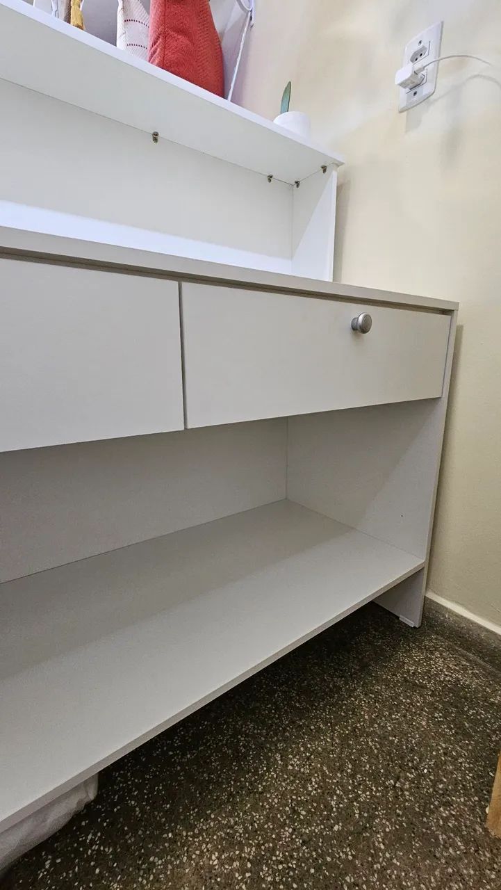 Balcão em MDF com gavetas  - Foto 2