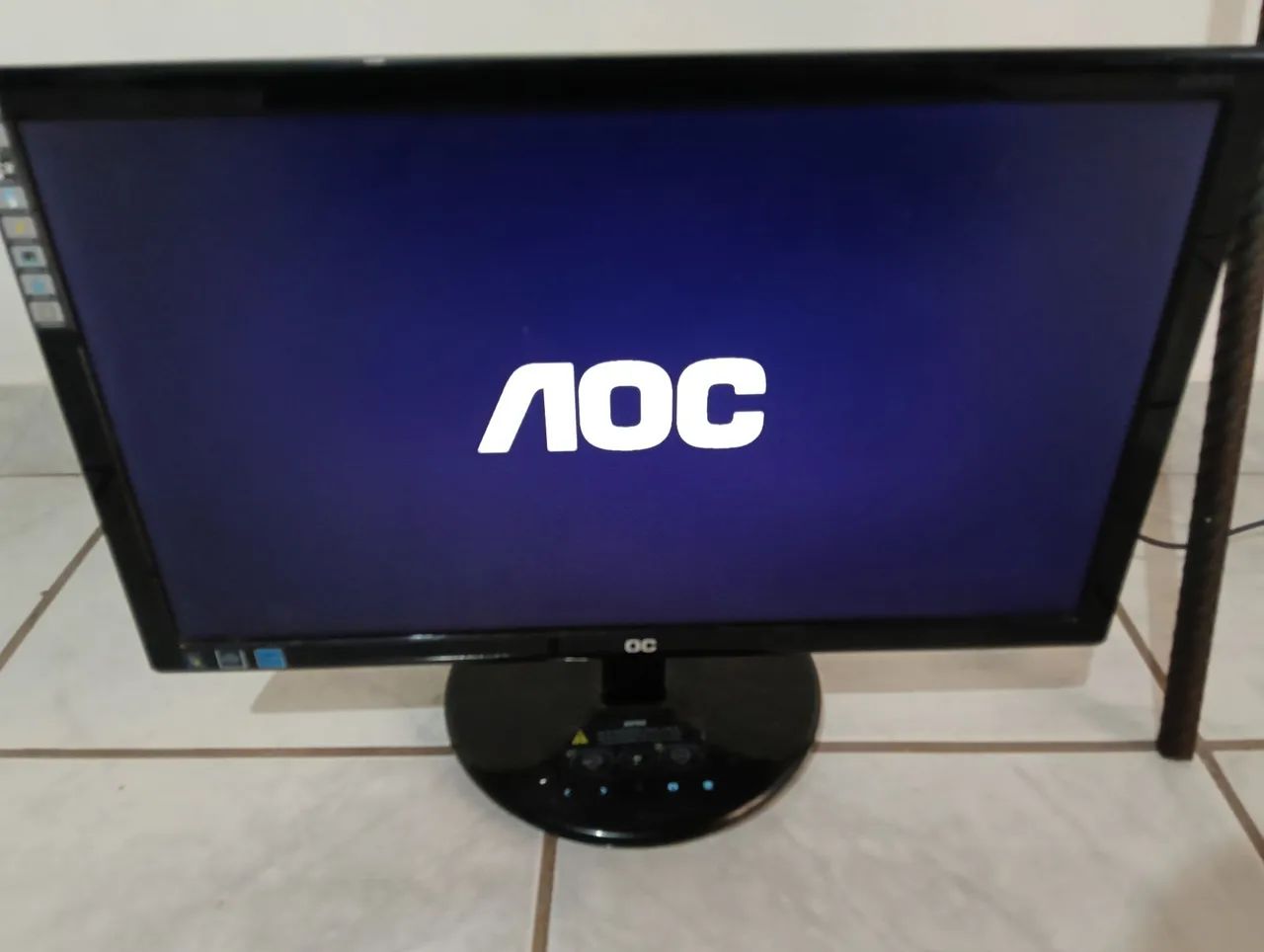 Monitor AOC T.ro.co