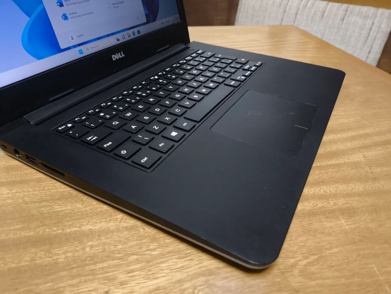 Notebook Dell, core i7, NVIDIA GeForce de 4 GB, SSD, 8 de RAM, Windows 11 - Foto 4