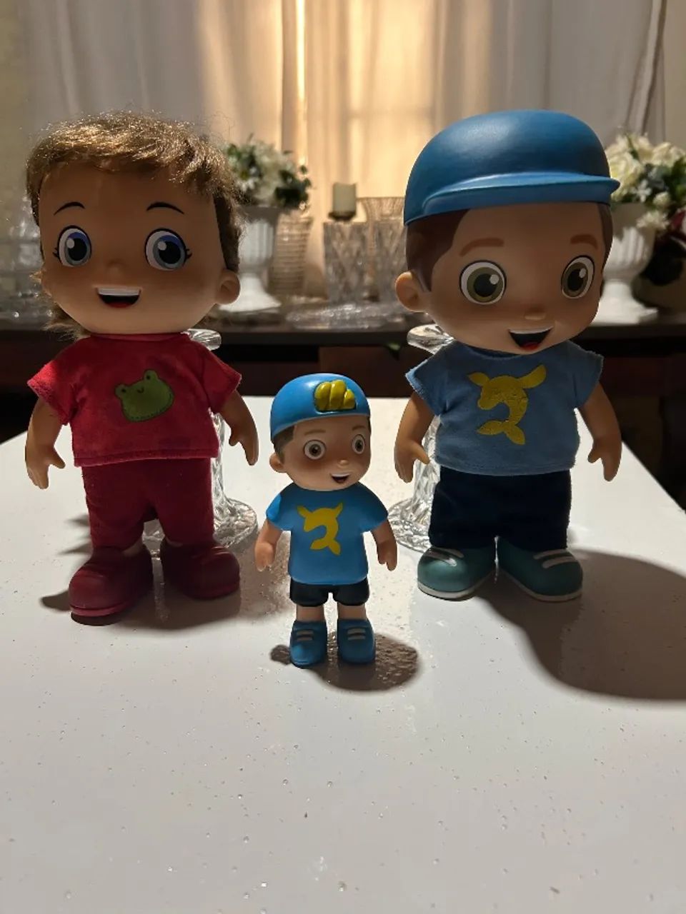 Boneco Lucas neto e Gi