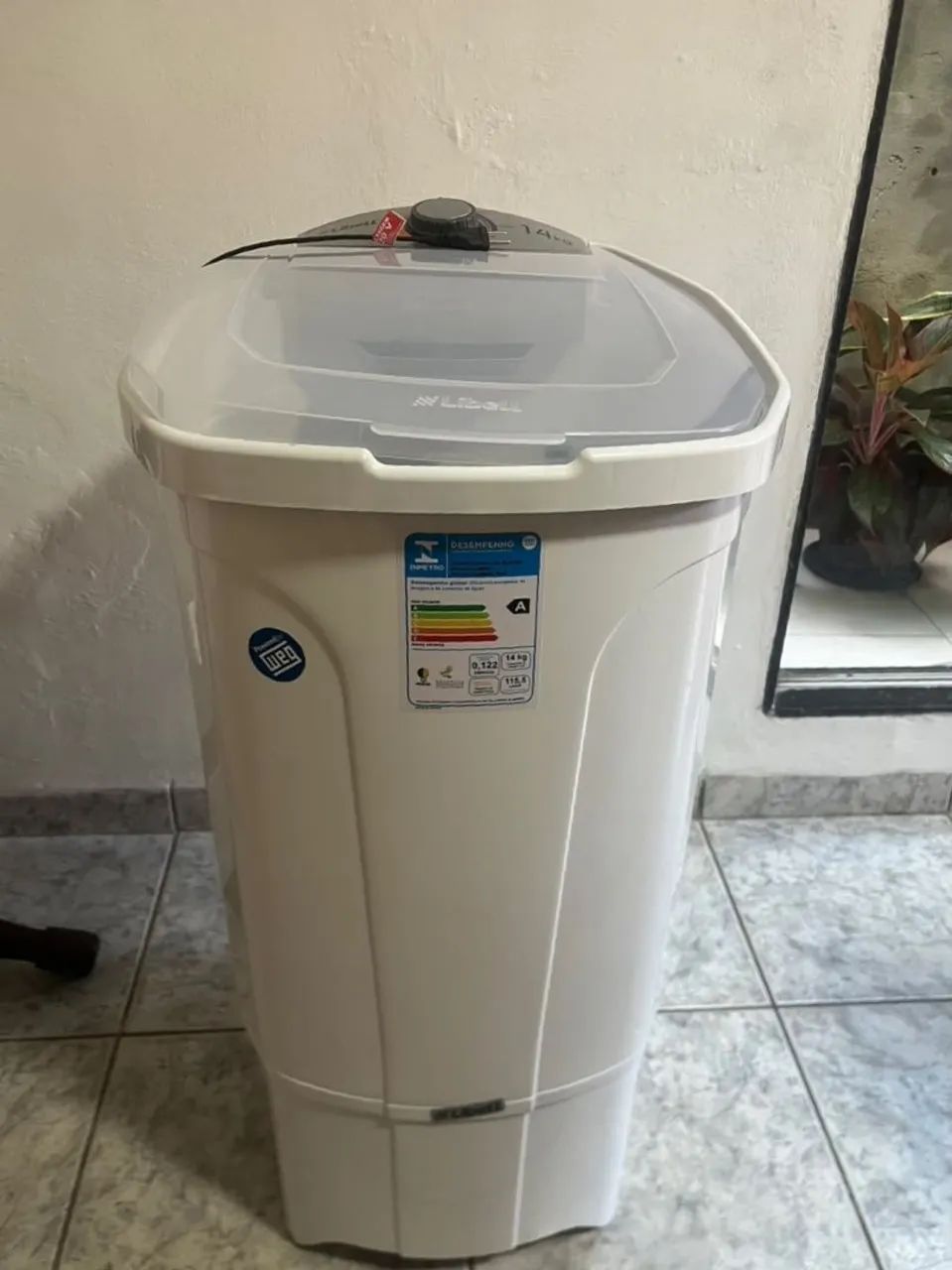 Vende - se lavadora semi automática 