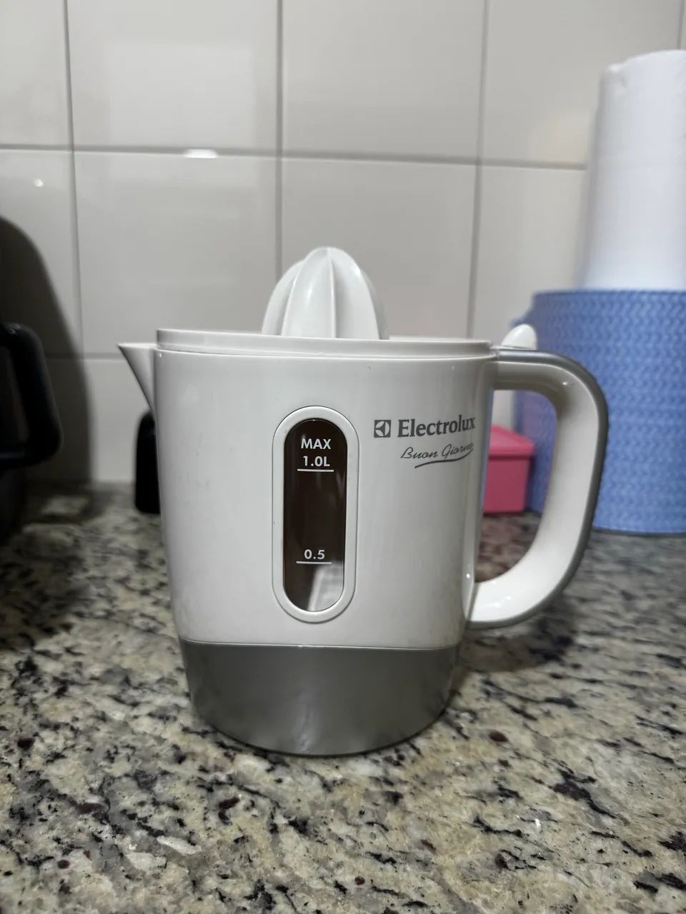 Espremedor de laranja Electrolux 