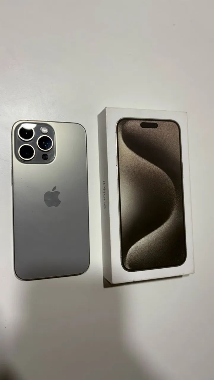 IPhone 15 Pro Max 256 GB Titanium - Foto 2
