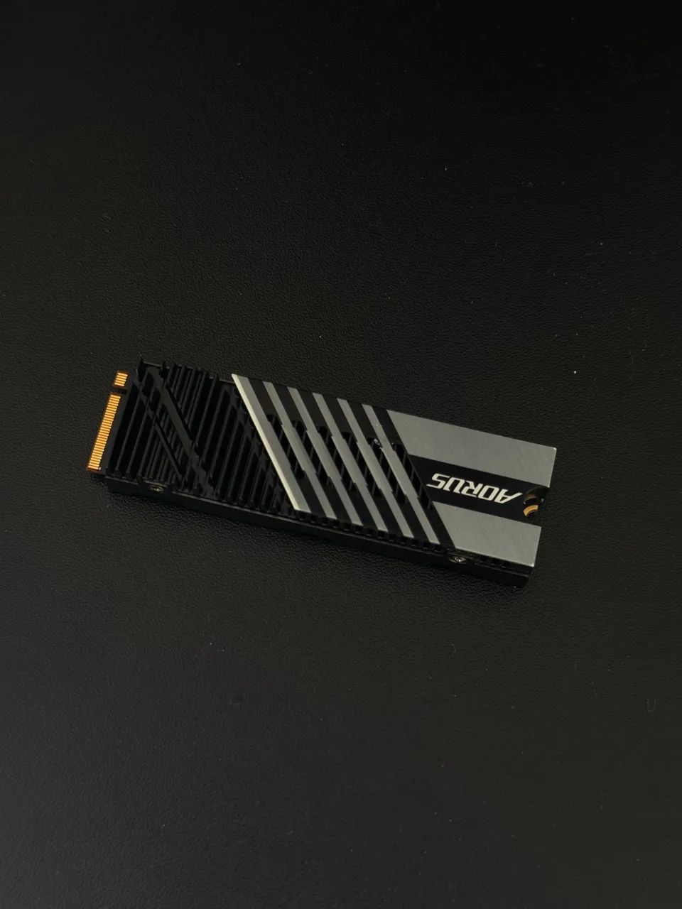 Nvme SSD Aorus Gen4 7000s 2TB
