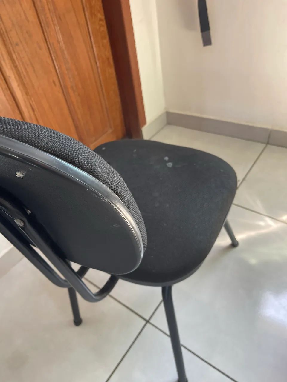 Cadeira de Escritório Fixa Preta