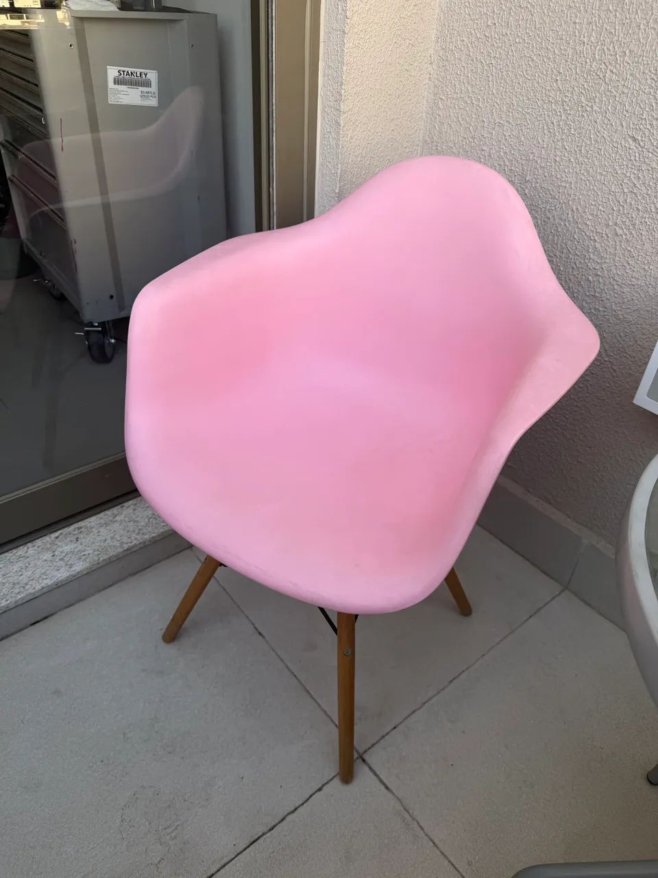 Cadeira rosa 
