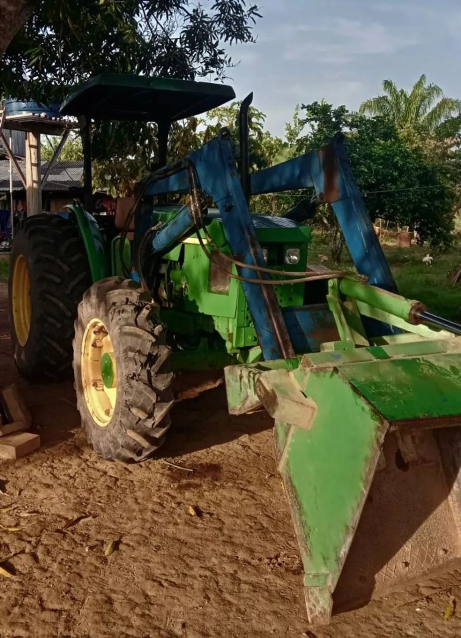 Trator Jhon deere  - Foto 2