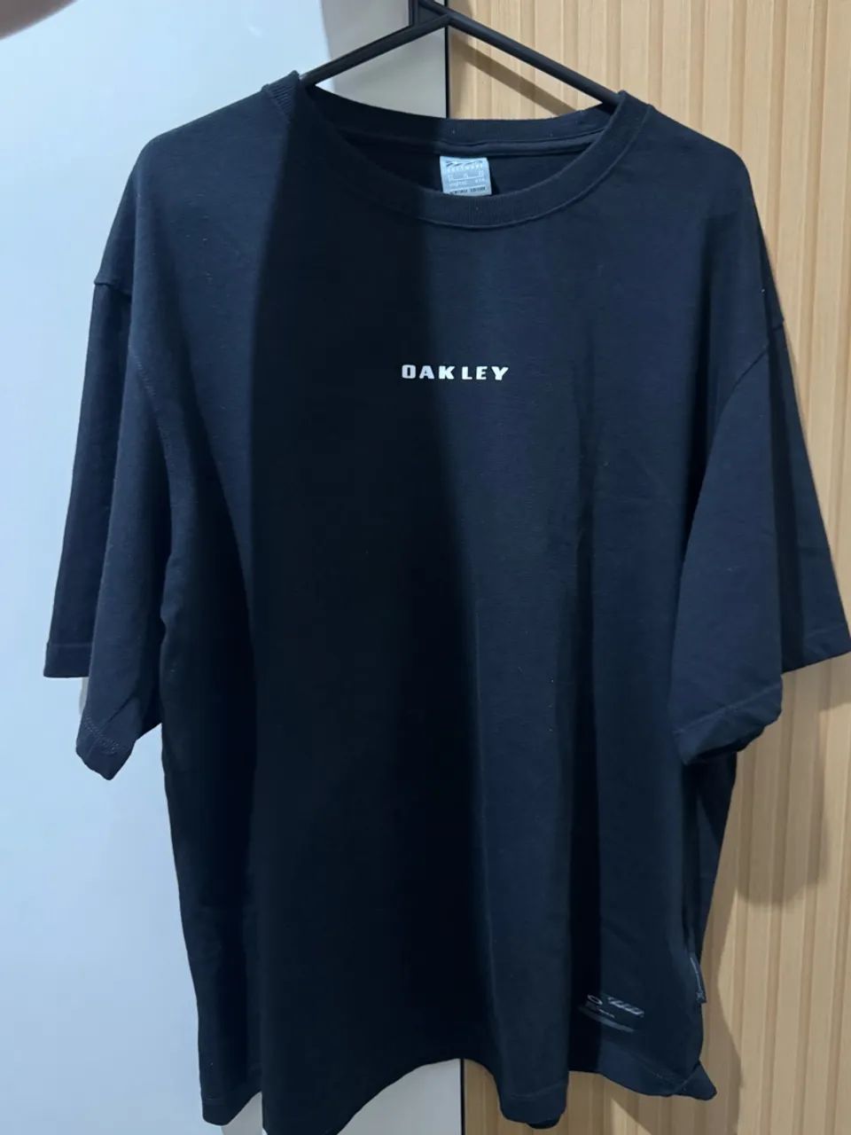 Camisa Boxy Oakley  - Foto 2