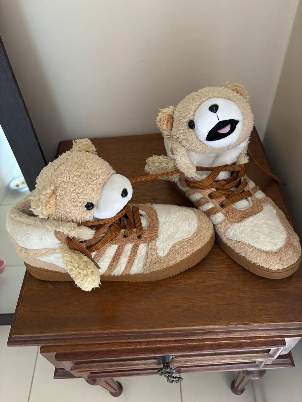 Tênis Adidas Jeremy Scott Teddy Bear