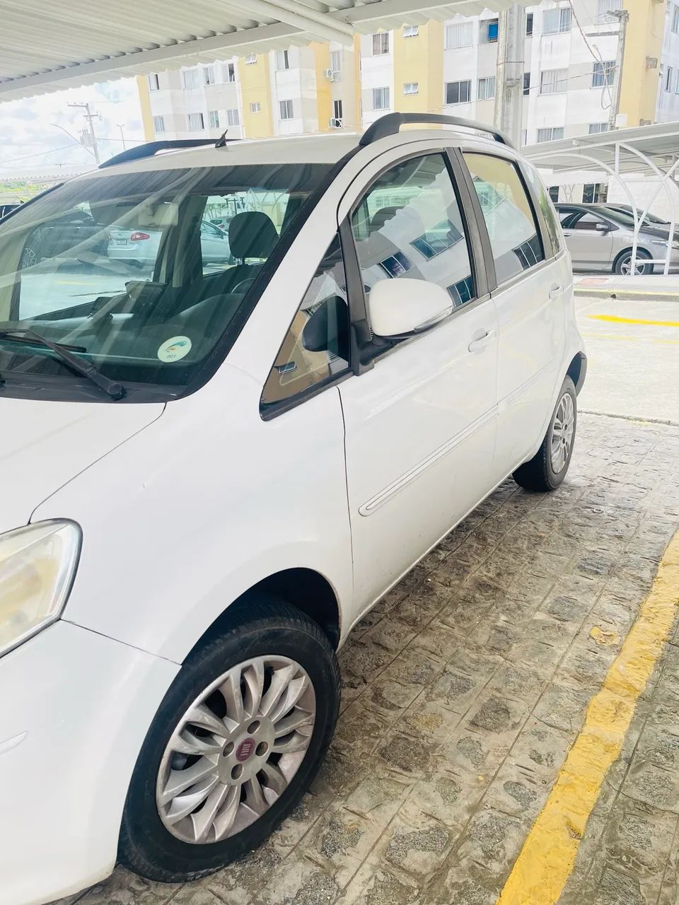 Fiat Idea Attractive 1.4 Fire Flex 8V 5P 2011 - Foto 5