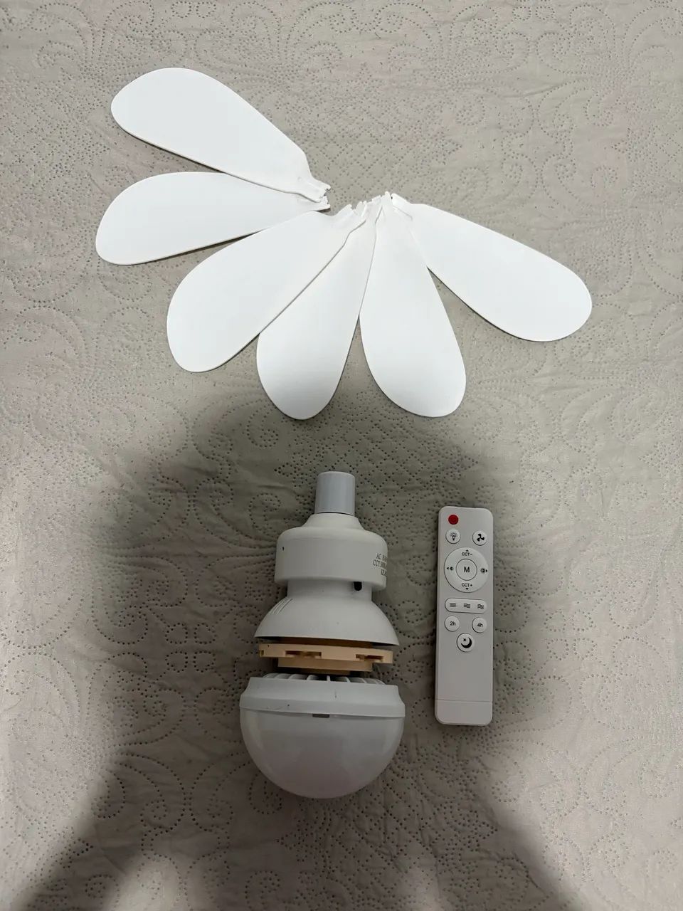 Ventilador de Teto com Lâmpada  - Foto 3