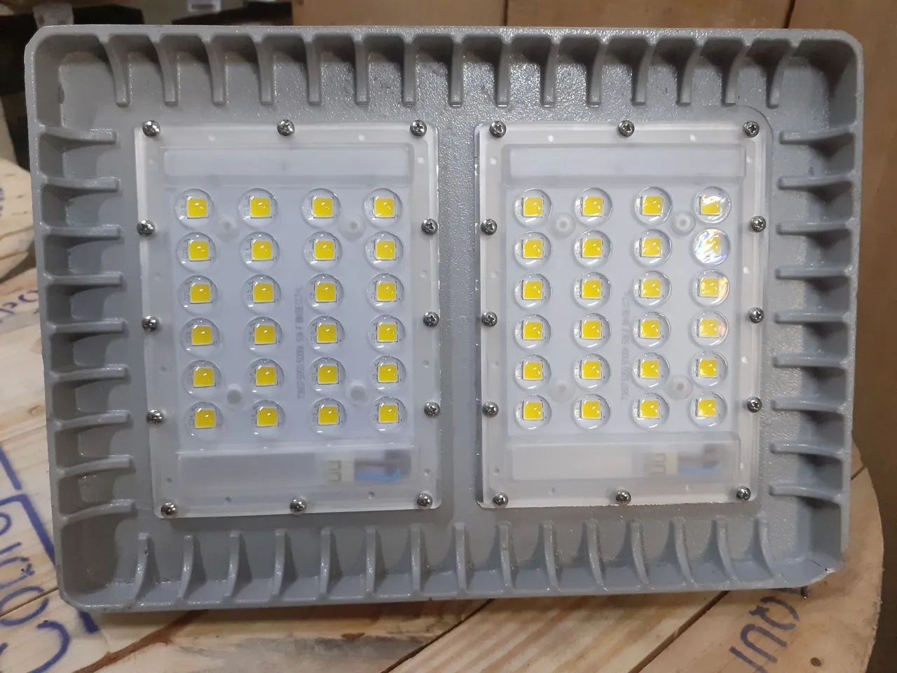 Iluminaçao led TFX