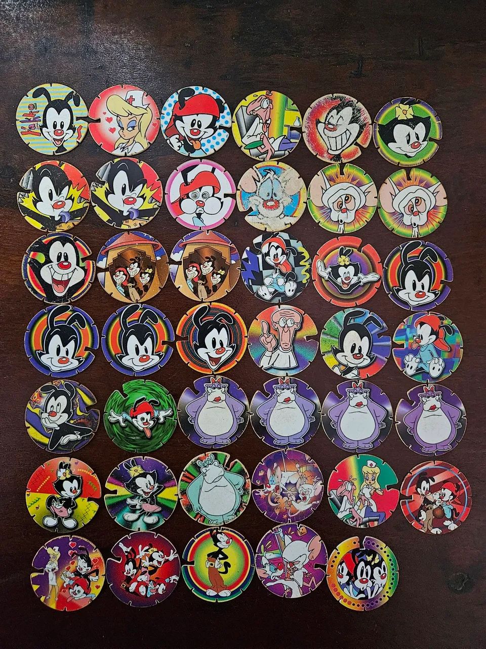 Lote tazos Animaniacs 41un elma chips 