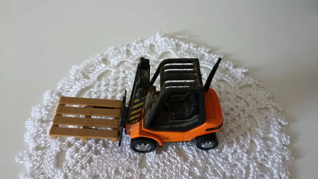 Miniatura de empilhadeira de coleção  - Foto 2