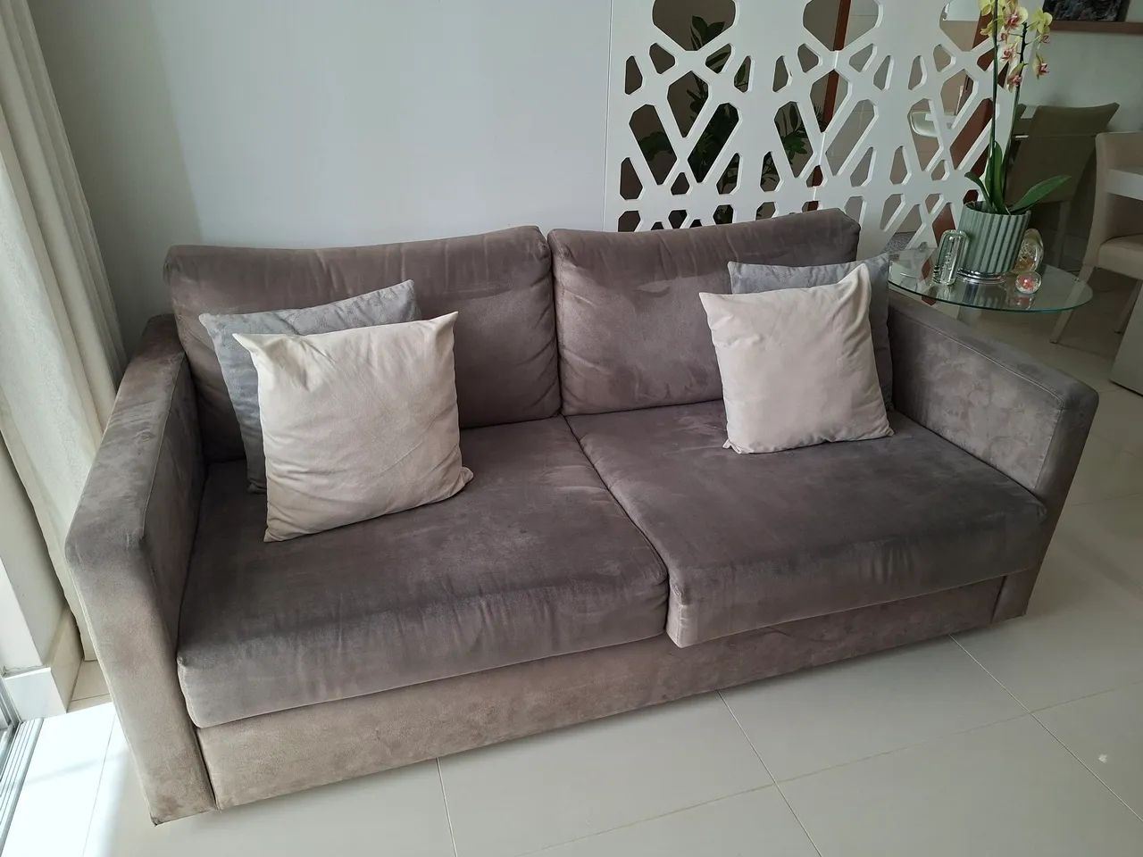 Sofá 2 lugares Suede 1.86m