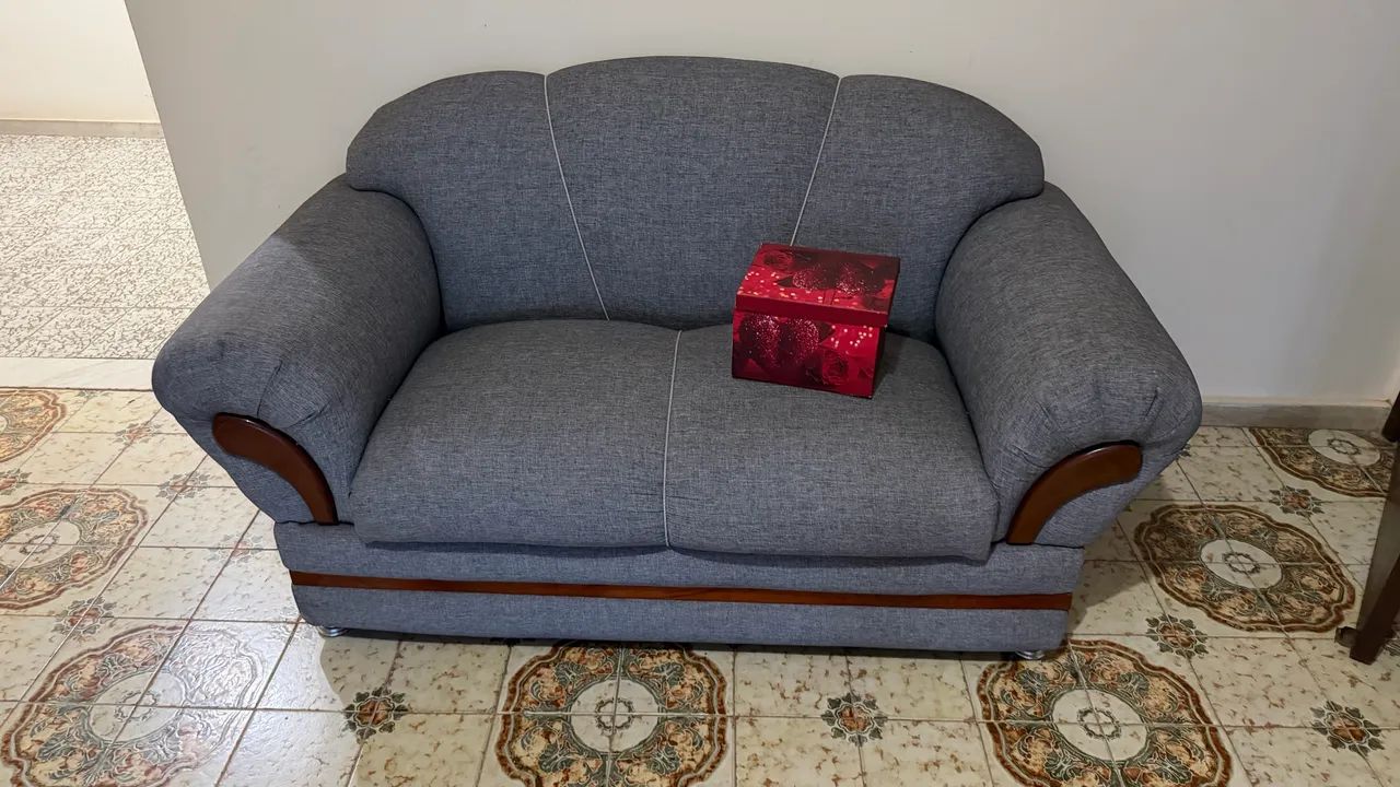 Vendo conjunto de sofá 02 e 03 lugares  - Foto 2