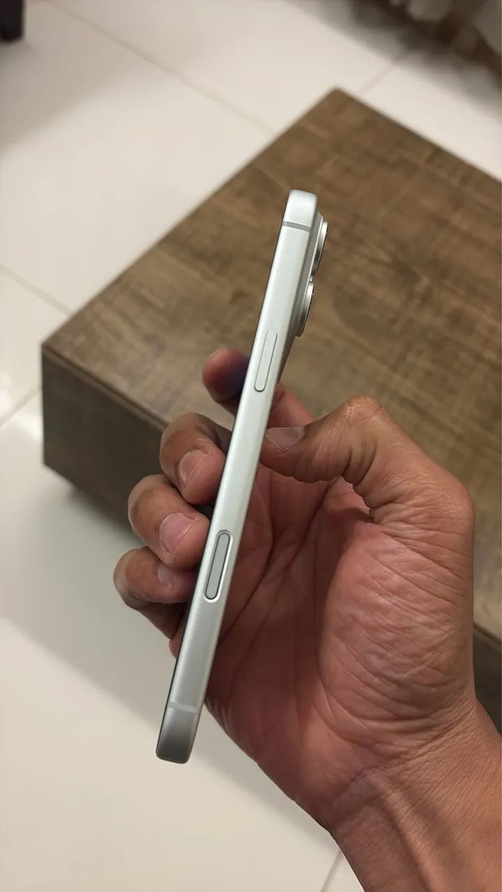 Iphone 17 Pro Max 256GB  *leia o anúncio* - Foto 3