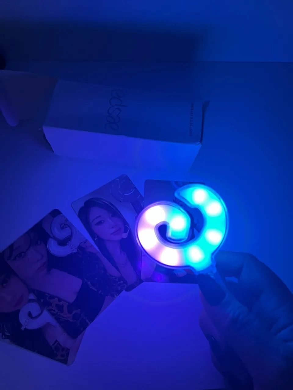 AESPA OFFICIAL LIGHT STICK VER.2 chaveiro  - Foto 3