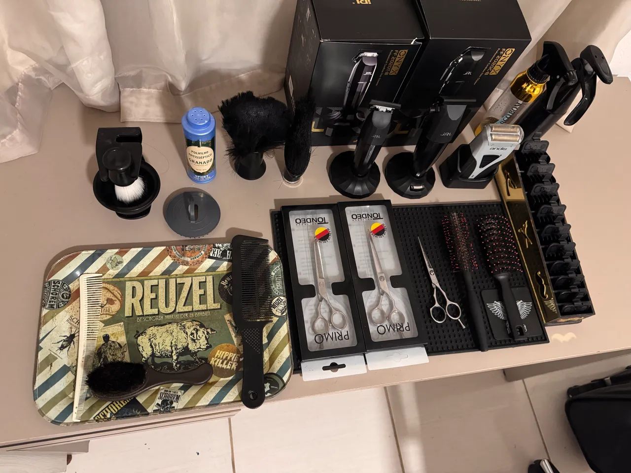 Kit completo de barbeiro profissional - máquinas JRL + tesouras + acessórios - Foto 4