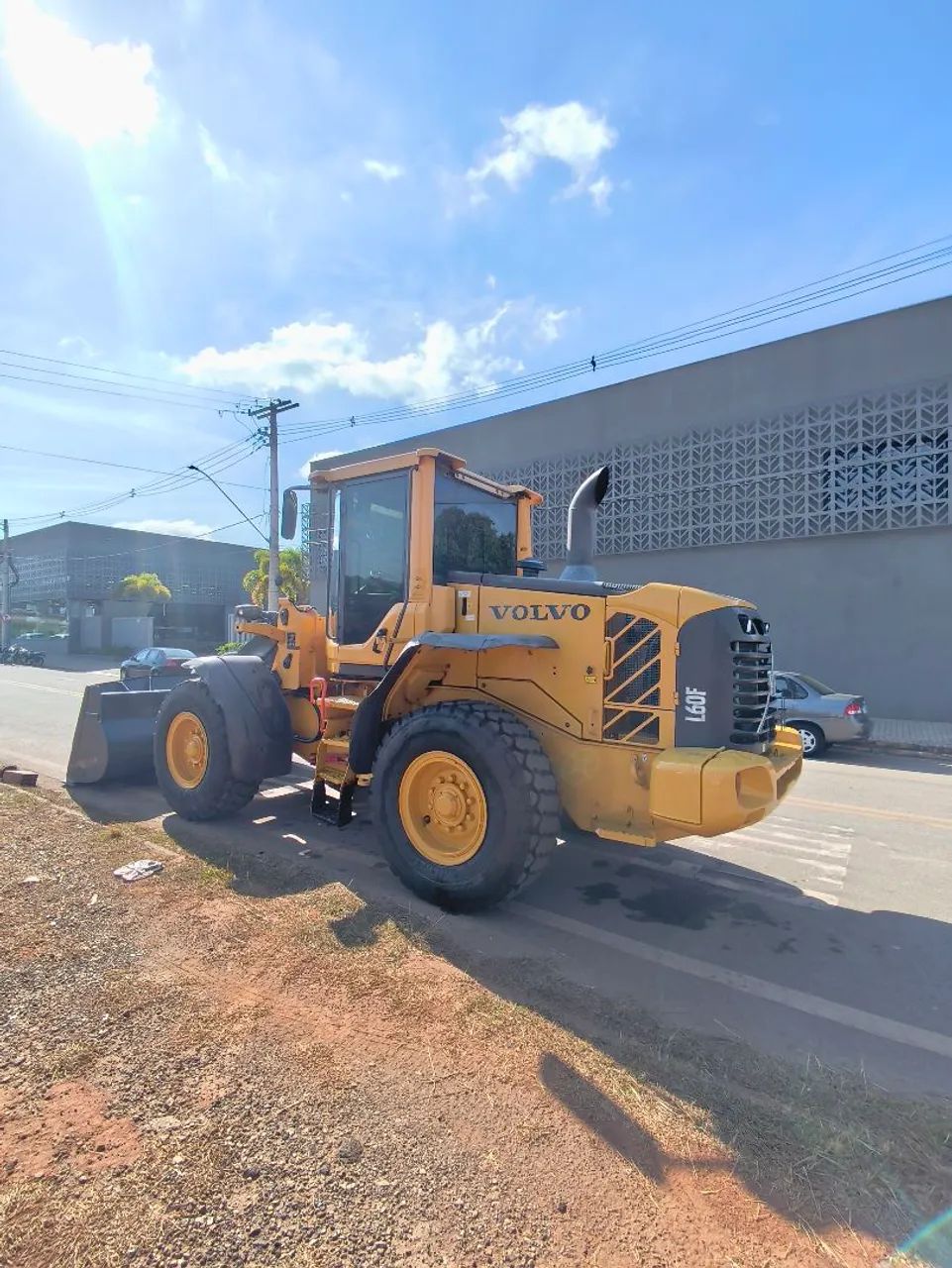 Pá Carregadeira volvo L60 f ano 2020 