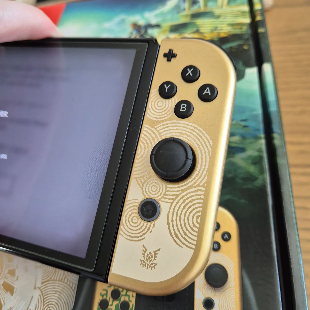 Nintendo Switch OLED Edição Zelda - Impecável - Foto 5
