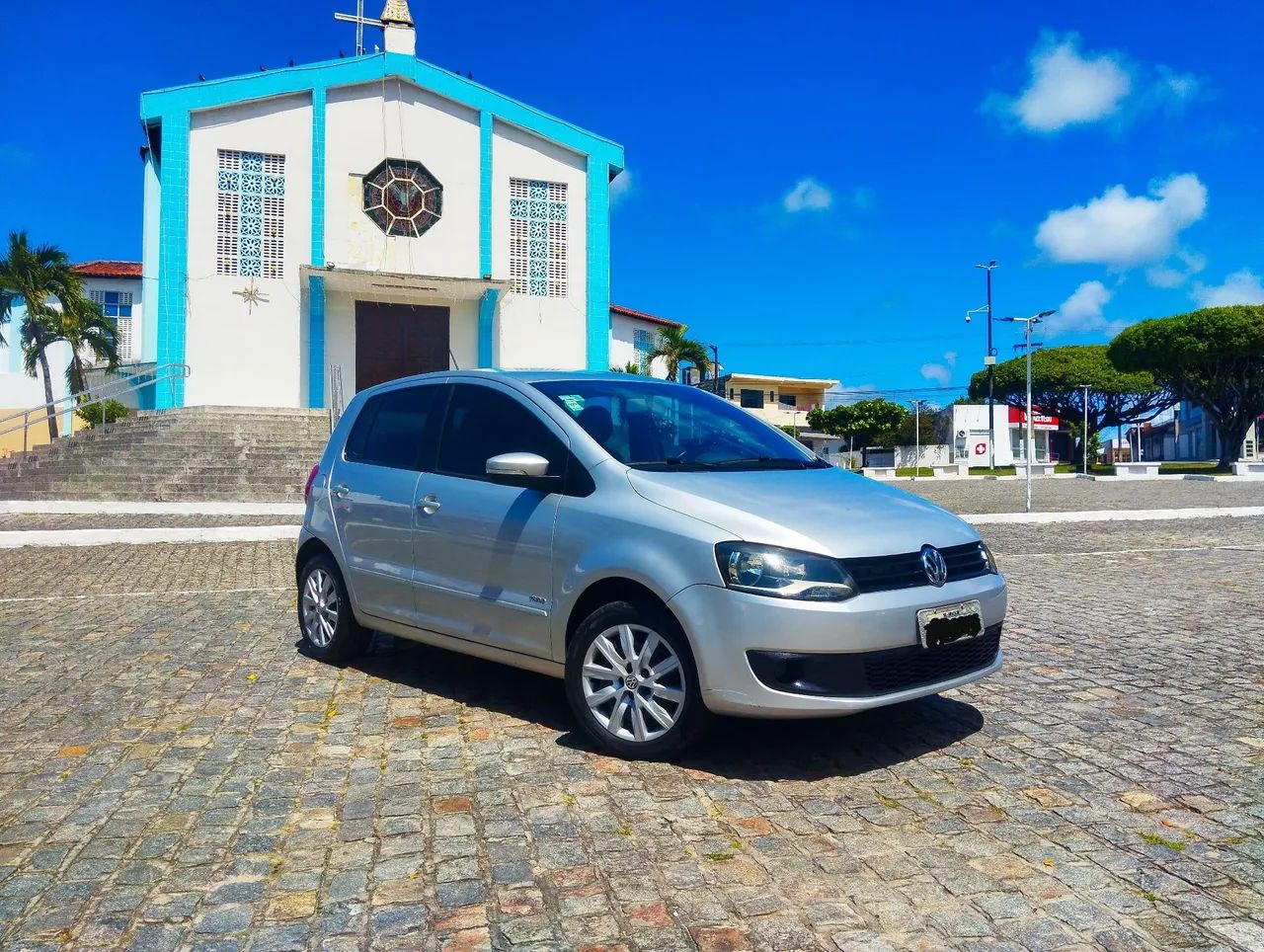 Volkswagen Fox 1.0 MI Total Flex 8V 5P 2014