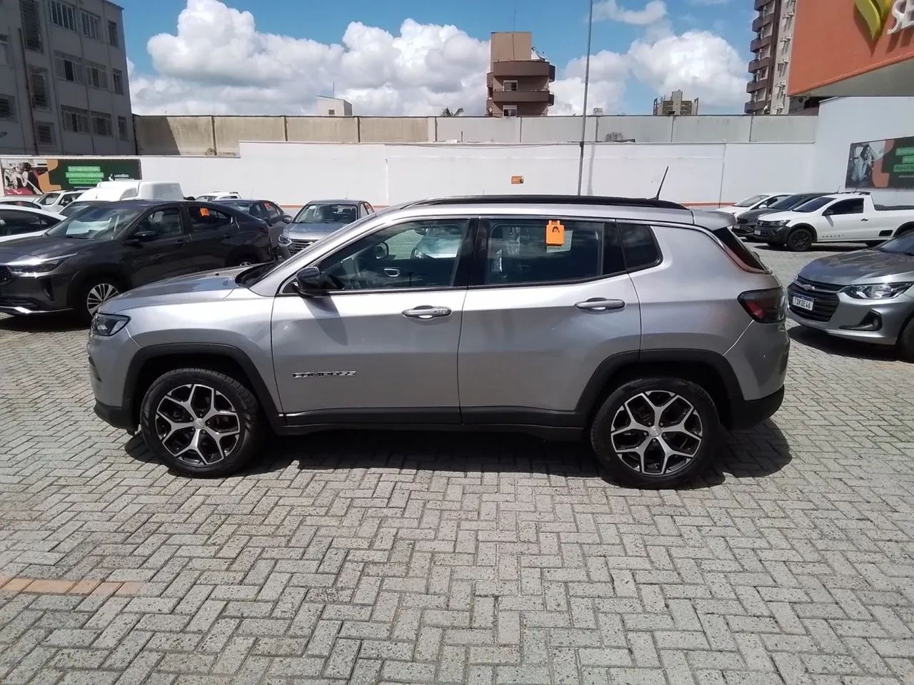 Jeep Compass Long. T270 1.3 TB 4X2 Flex AUT 2025 - Foto 2
