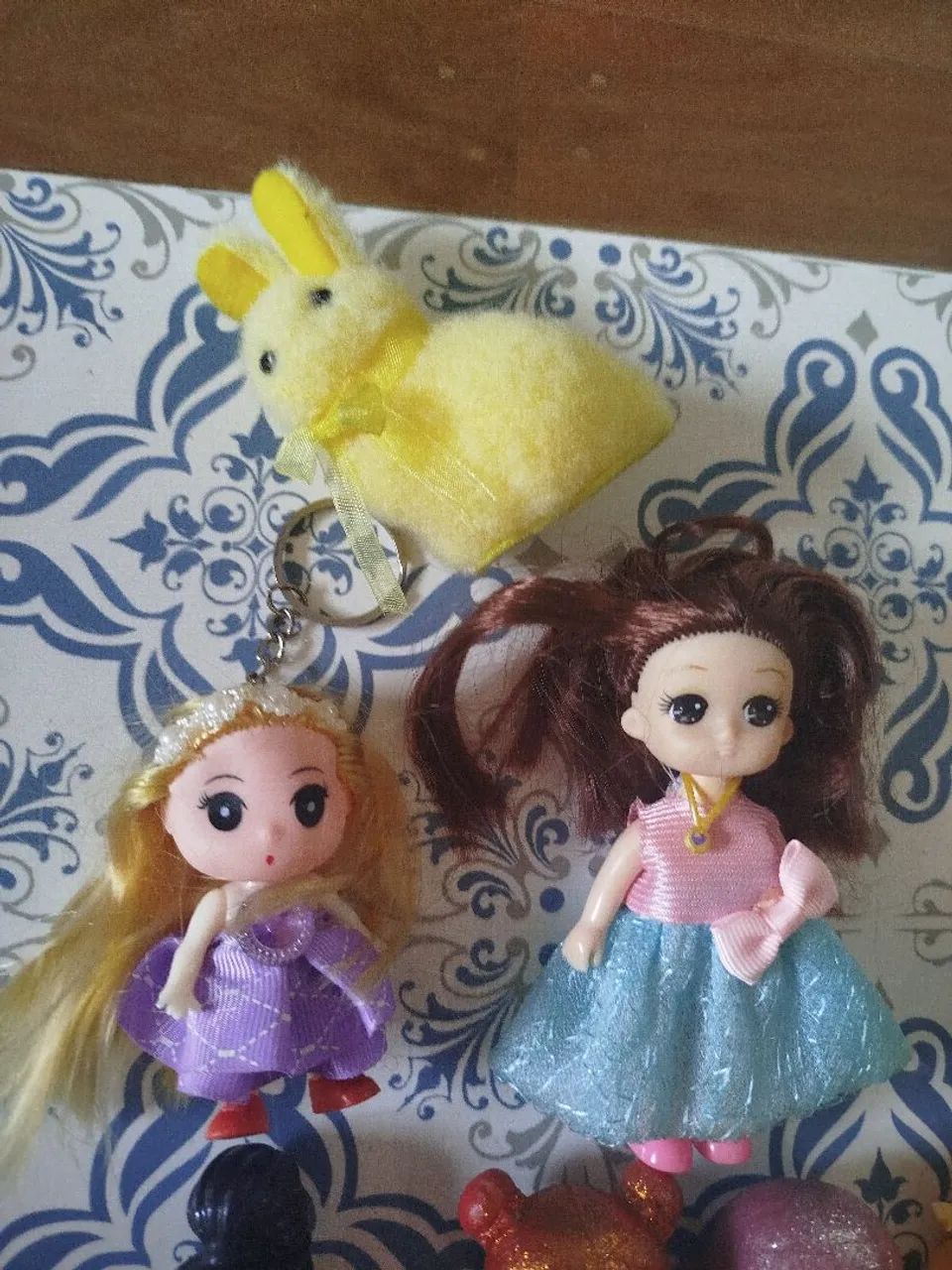 Mini bonecas diversas  - Foto 4