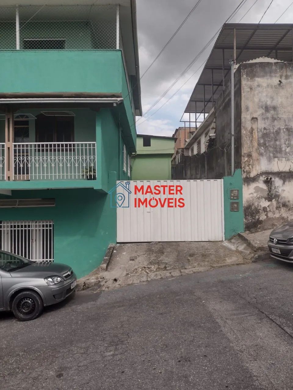 CASA DE 3 QUARTOS SENDO 1 SUÍTE MAIS 8 VAGAS - Foto 2