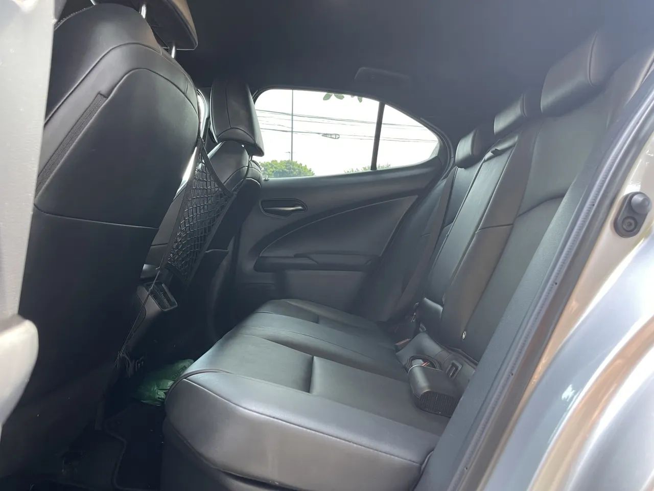 Lexus UX-250h Dynamic 2.0 16V Aut.(hybrid), foto 19 de 20