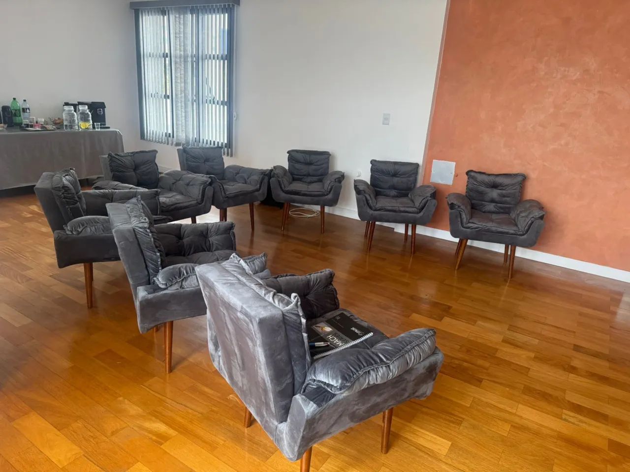 Poltronas confortáveis e fortes - Foto 2