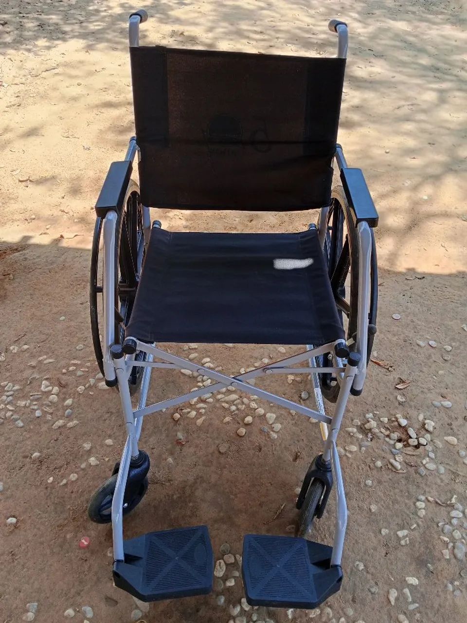 Cadeira de rodas  - Foto 2
