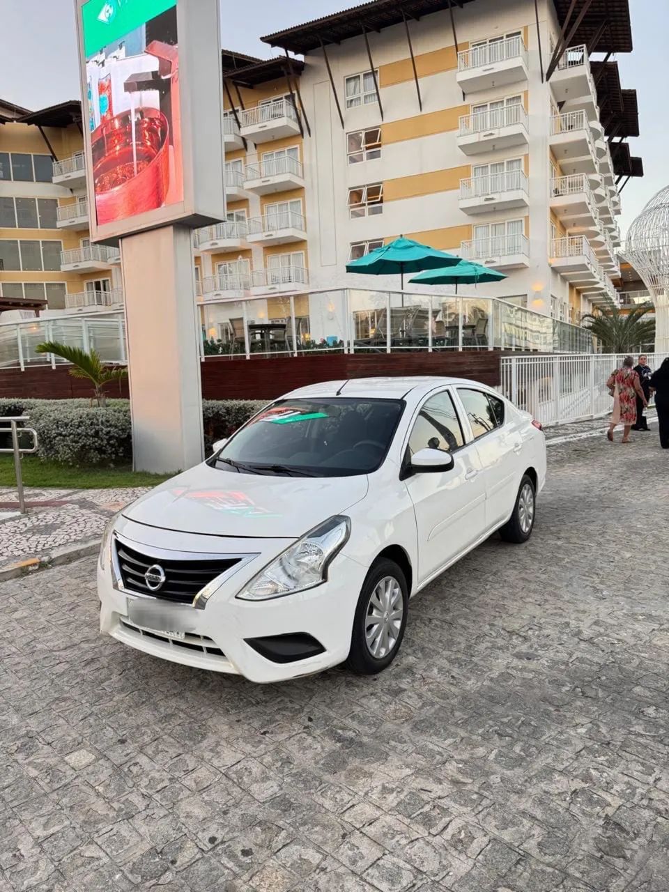 Nissan Versa 1.0 12V Flexstart 4P Mec. 2020