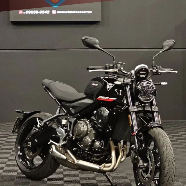 Triumph - Trident 660 - 2025 - Preta