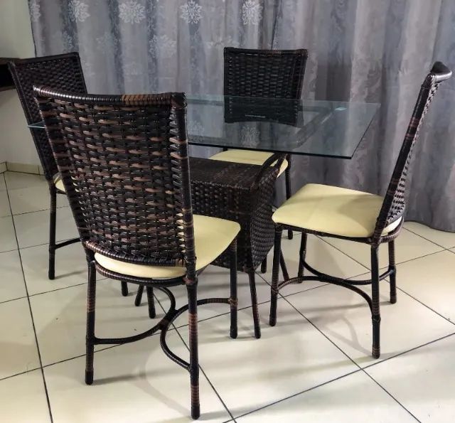 CONJUNTO DE JANTAR FORTALEZA EM FERRO