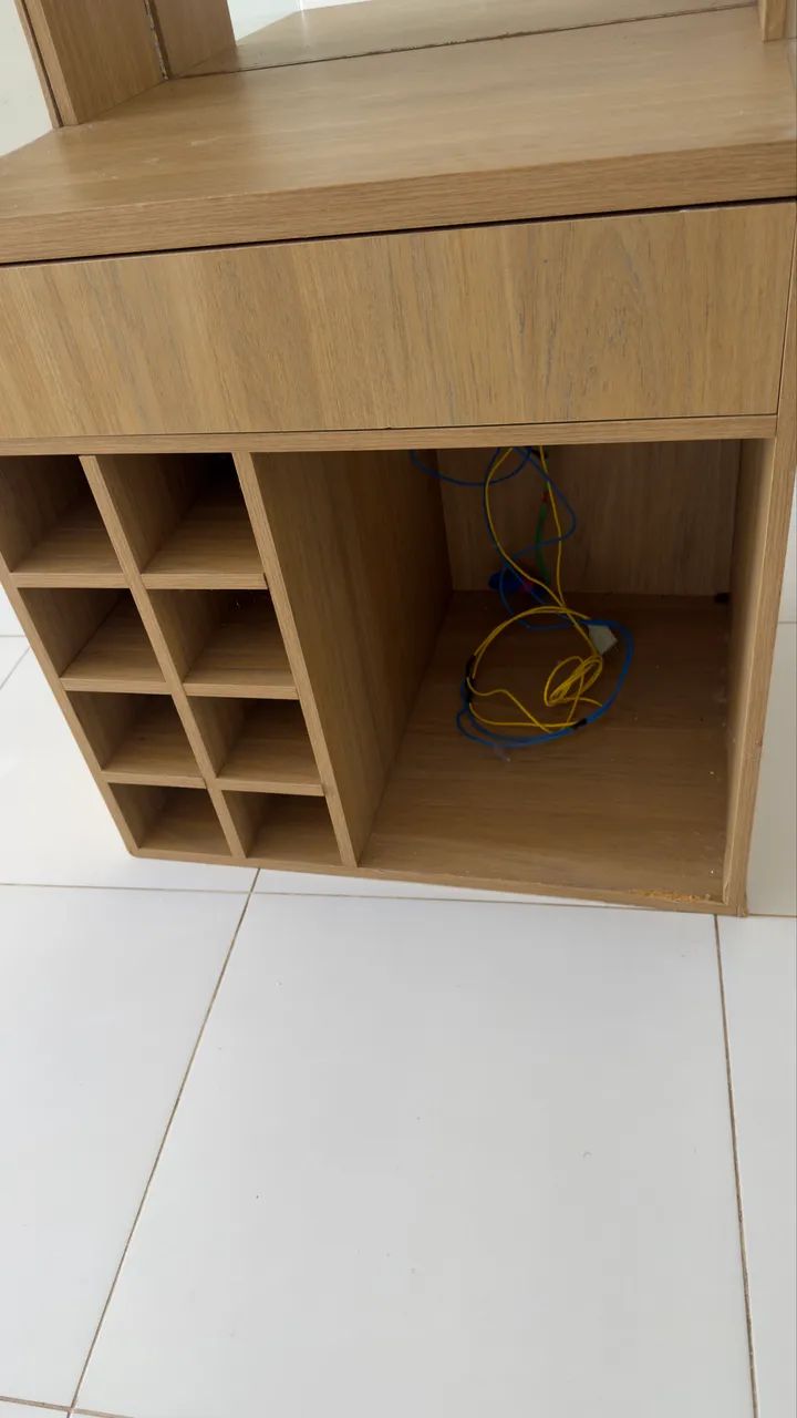 Cristaleira Planejada MDF com Vidro Temperado, Espelho e LED ? R$ 1.800 - Foto 5