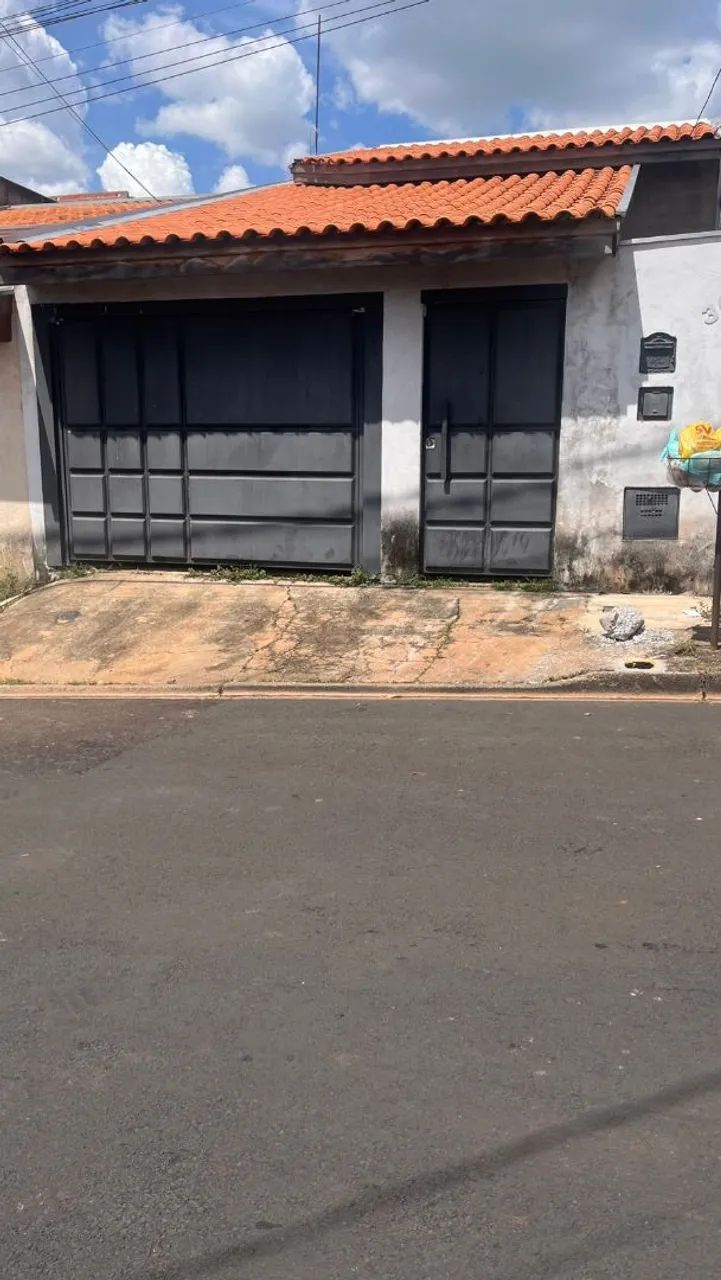 Vendo casa 3 quartos com suíte 