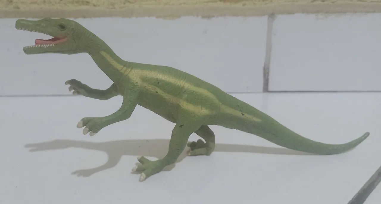 Barionix Descobrindo o Mundo dos Dinossauros Salvat - Foto 2