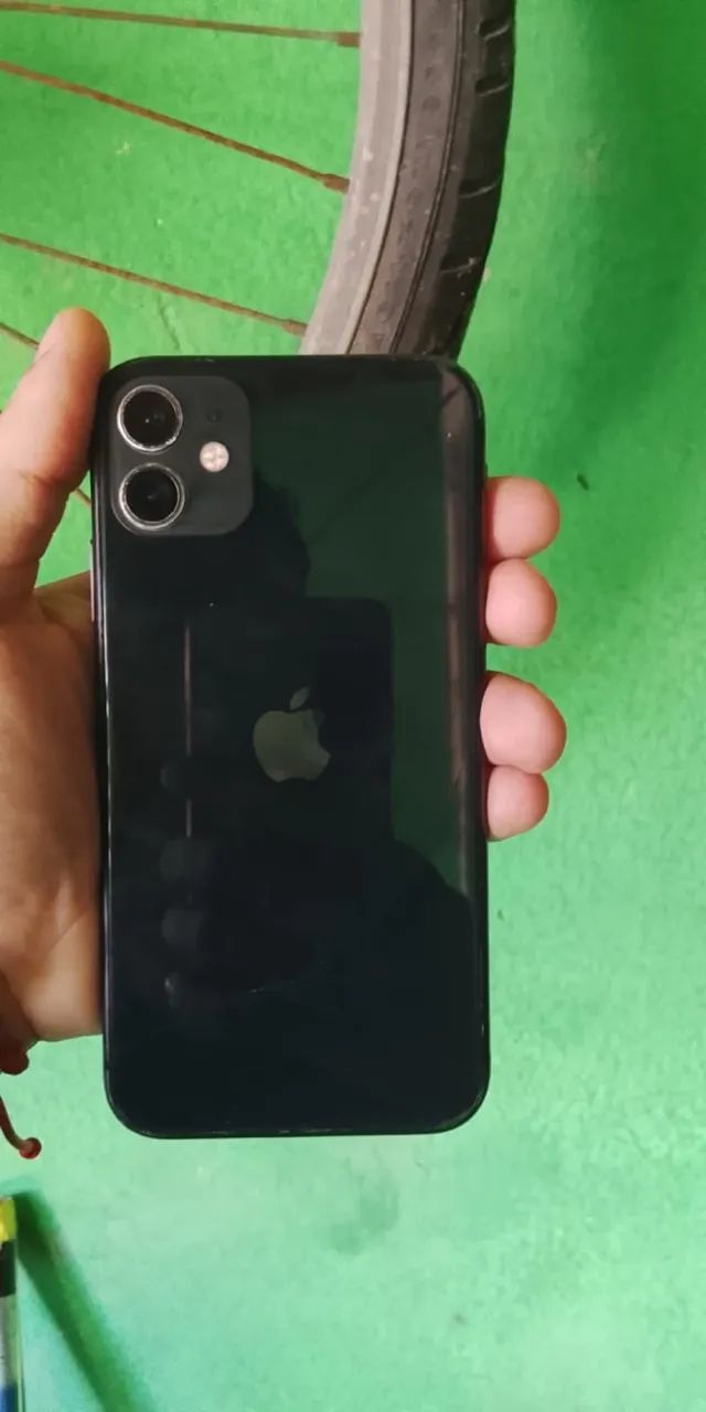 iPhone 11 64 gigas  - Foto 2