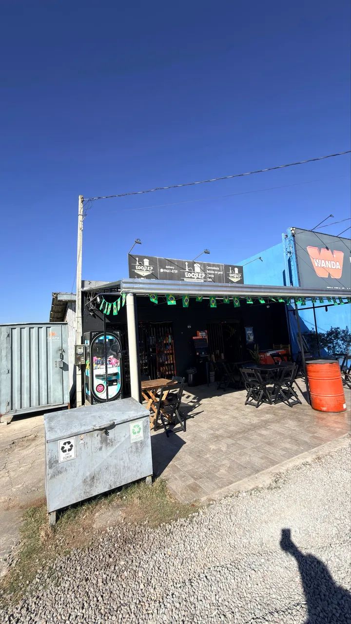 VENDE-SE CONVENIÊNCIA COMPLETA 