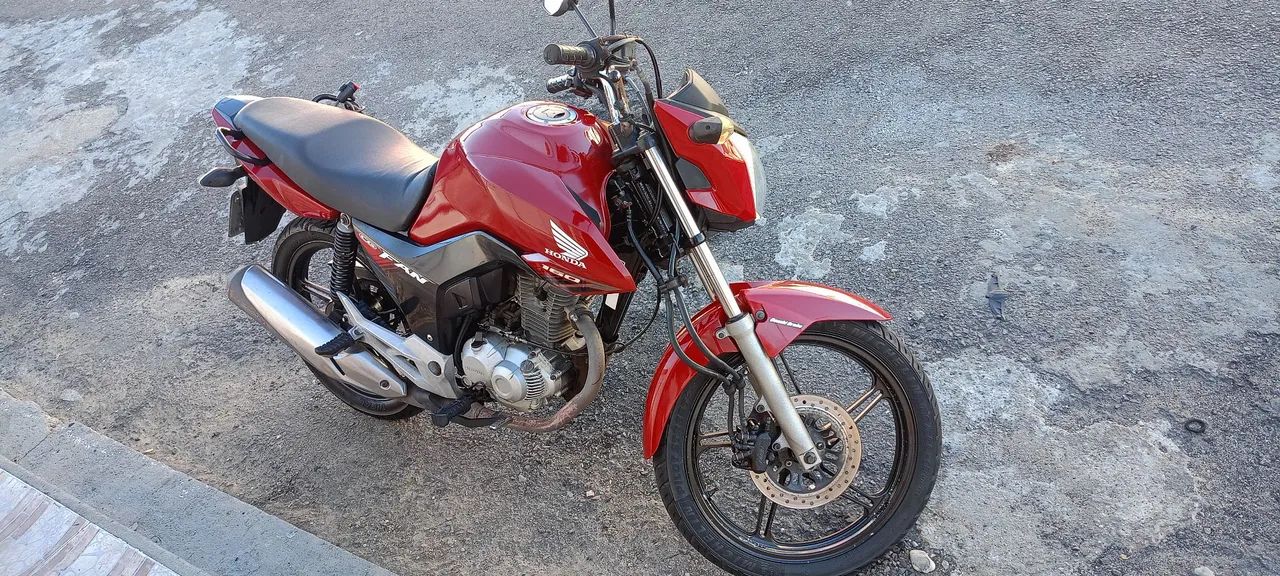 Moto em perfeito estado 