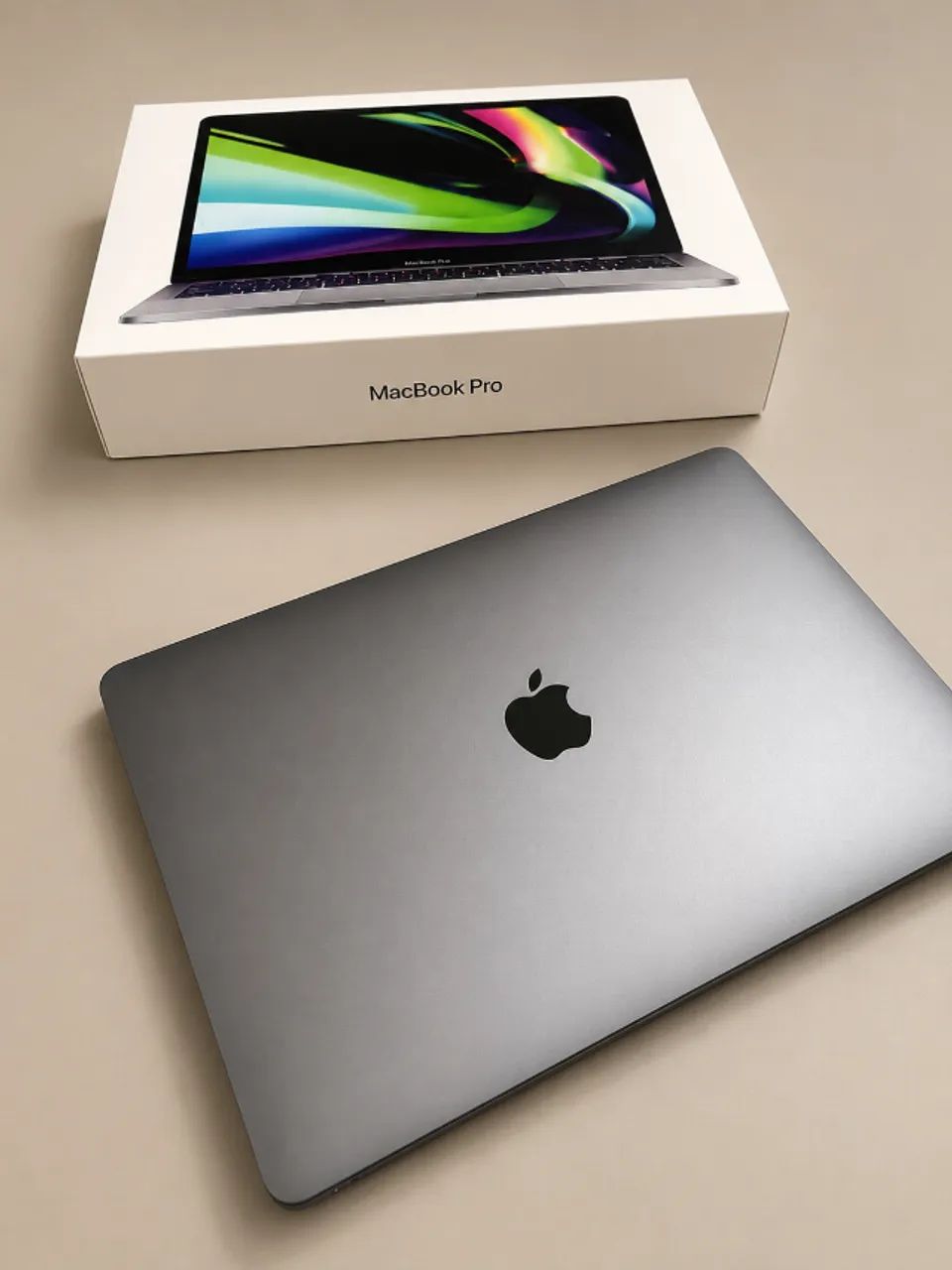 MacBook Pro M2
