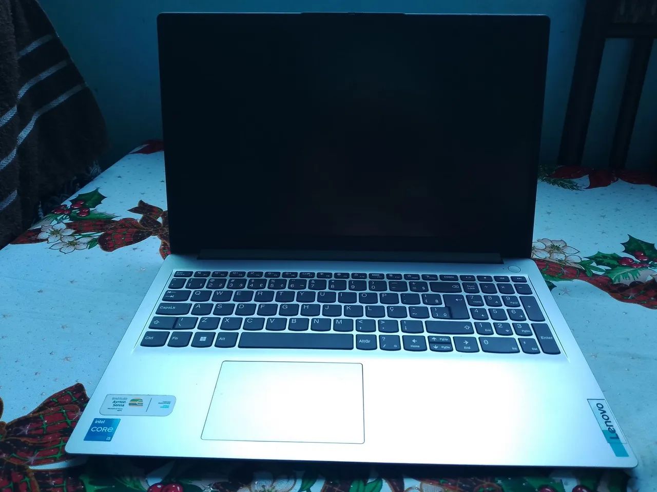 Vendo Notebook Lenovo  - Foto 2