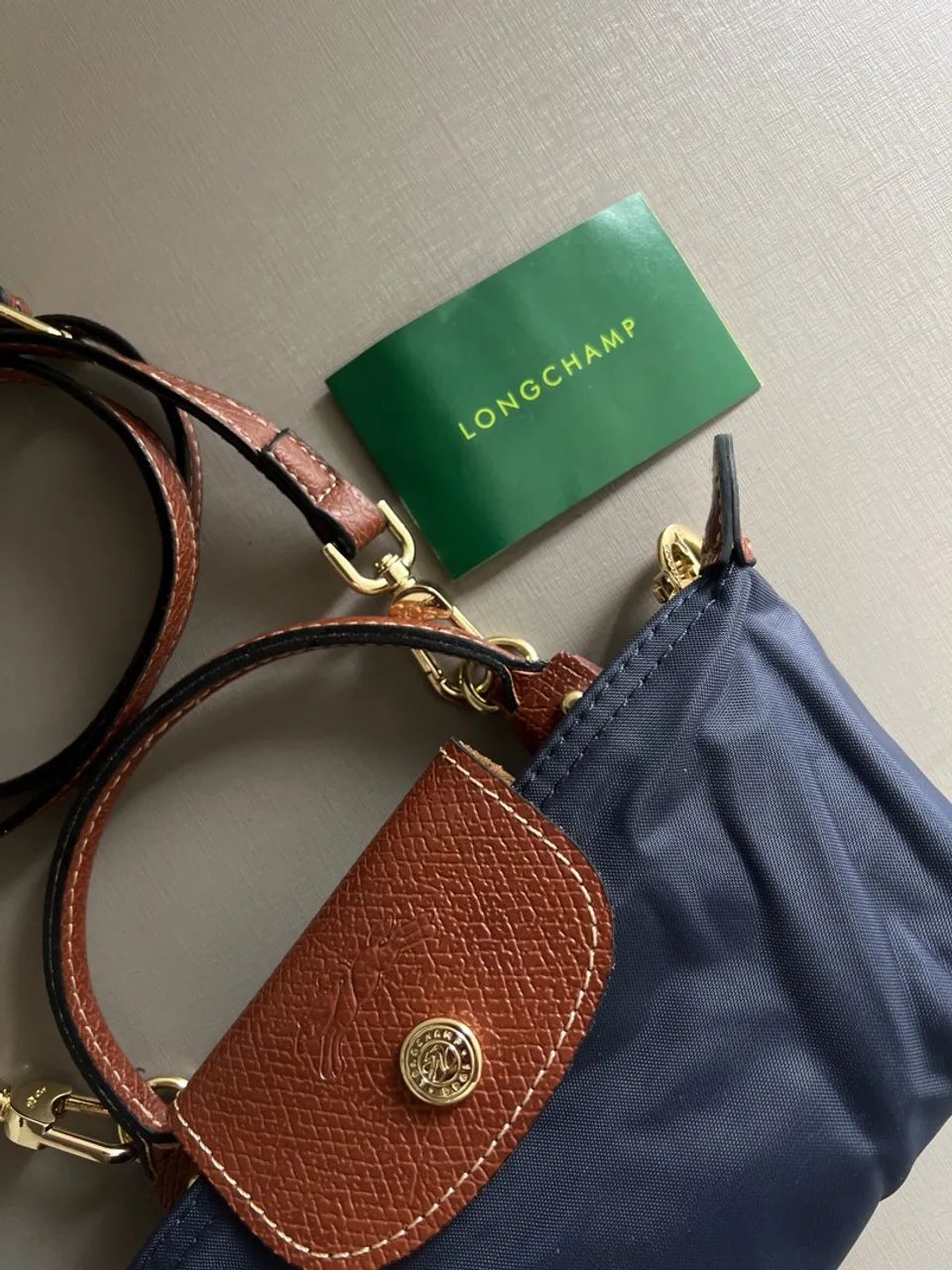Bolsa LONGCHAMP mini pouch azul marinho - Foto 5