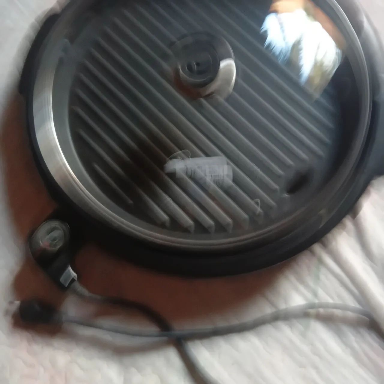 Grill elétrico redondo - Foto 4