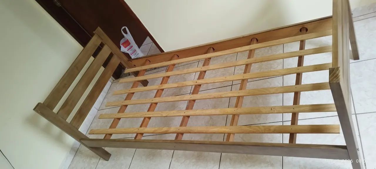 Cama solteira de madeira - Foto 3