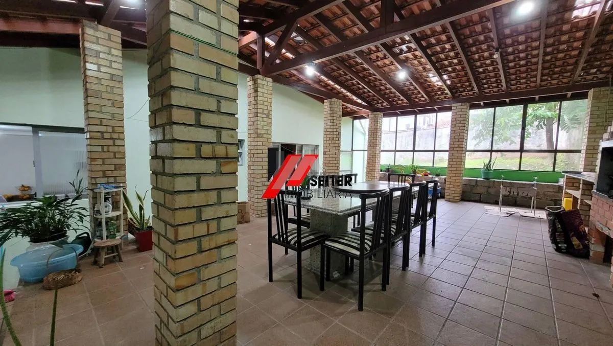 Casa com 4 quatro quartos para locação trindade florianópolis - Foto 2