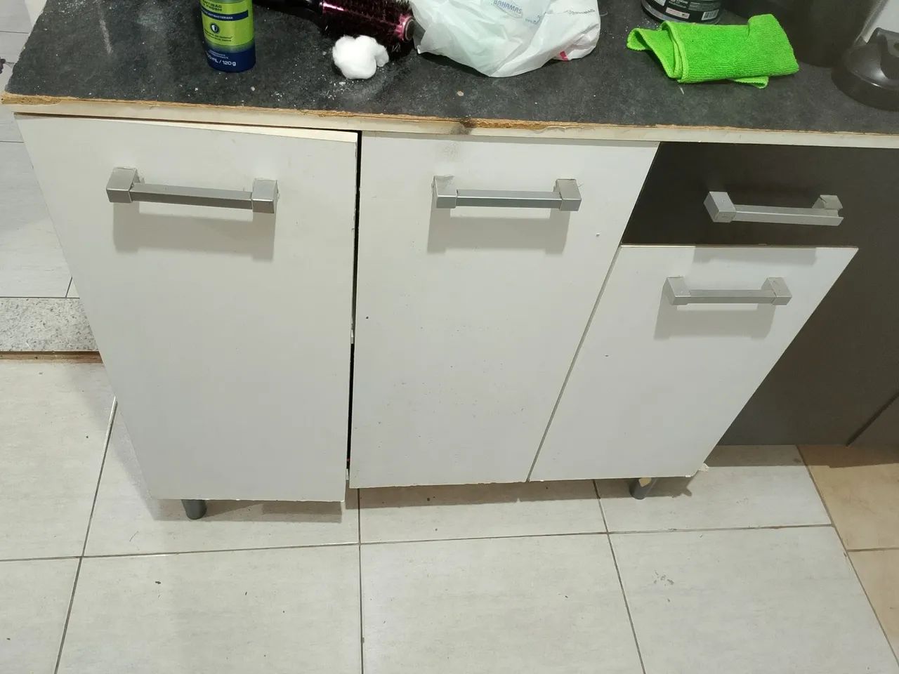 Vendo armário com balcão 