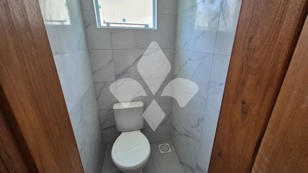 Prédio com apartamento e sala comercial, bairro Pinguirito em Garopaba, SC - Foto 5